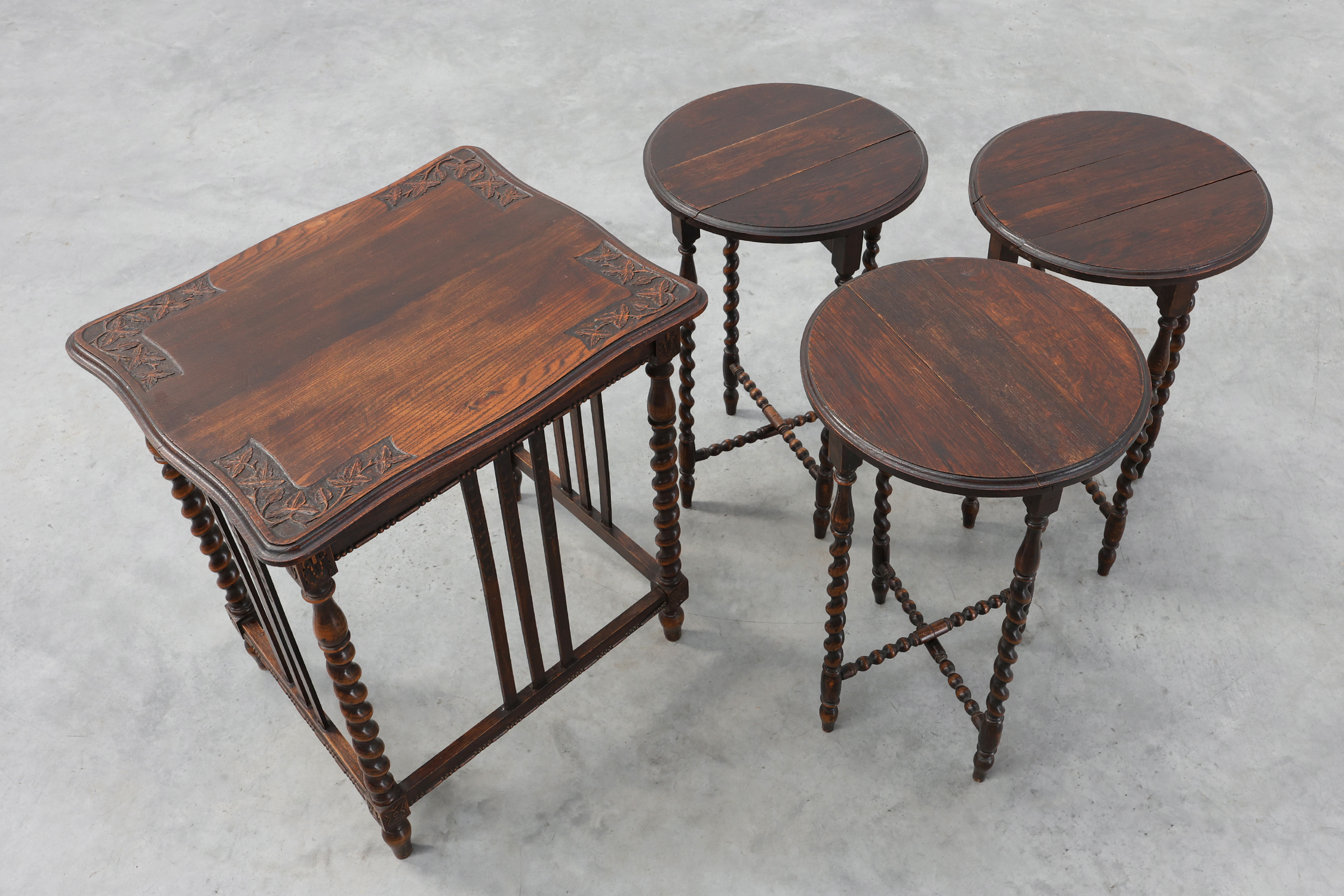 Set of Four Oak Barley Twist Nesting Tables, England, circa 1900thumbnail